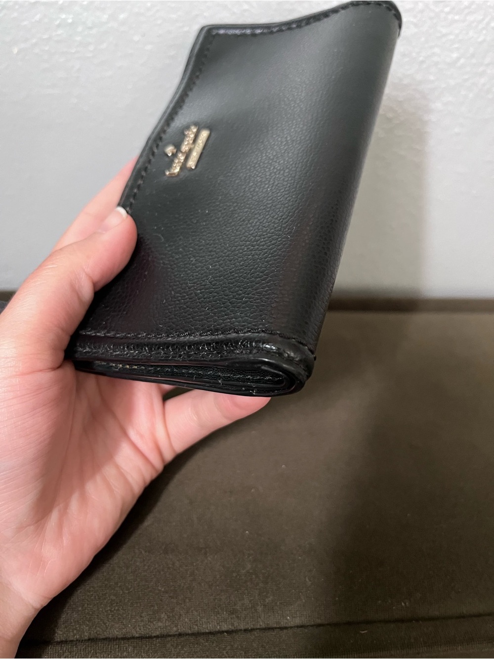 kate spade Black Leather Zip Wallet with Gold Logo - Picture 2 of 8